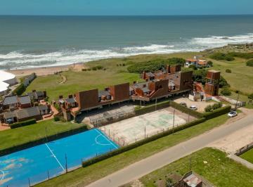 Departamento · 46m² · 2 Ambientes · 1 Cochera · Venta Departamento con Acceso Directo Al Mar Santa Clara del Mar