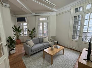 staging-output-1781226760074.jpg · Venta Departamento 4 Amb de Epoca, Reciclado, en Monserrat!