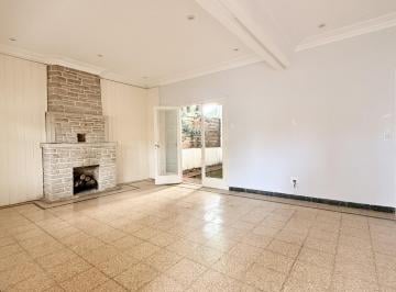 Casa · 120m² · 4 Ambientes · 1 Cochera · Chalet en Inmejorable Ubicación en Alquiler Para Uso Profesional