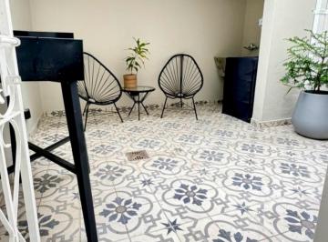 PH · 60m² · 3 Ambientes · PH en Barrio Hipodromo