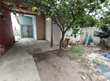 Casa de 3 ambientes, José C Paz · Casa en Venta Financiada, Excelente Ubicacion