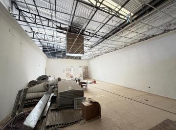 Depósito · 225m² · Depósito con Local 225 m Cubiertos Sobre Av Nazca Mixt 3 Paternal
