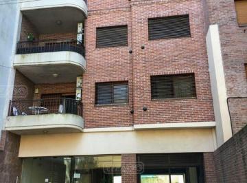 Departamento · 68m² · 3 Ambientes · 1 Cochera · Departamento Semipiso en Alquiler Ubicado en Olivos, Zona Norte