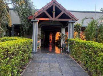 Casa · 602m² · 11 Ambientes · 1 Cochera · Casa en Venta Sobre Ruta Nacional 27