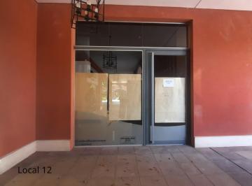 Local comercial · 62m² · 1 Cochera · Locales en Alquiler, Pueblo Caamaño Shopping, Pilar