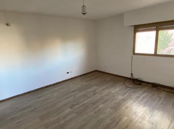 Departamento · 100m² · 3 Ambientes · Departamento en Alquiler Paraguay E Irigoyen 1131