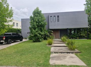 Casa de 7 ambientes, Escobar · Casa en Alquiler El Canton Norte