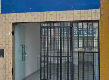 Foto · Local Comercial con Vidrieram Av Alem 1535