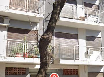 Departamento de 2 ambientes, Villa Urquiza · 2 Ambientes con Patio Cercania Subte B y Ff. Cc. Mitre