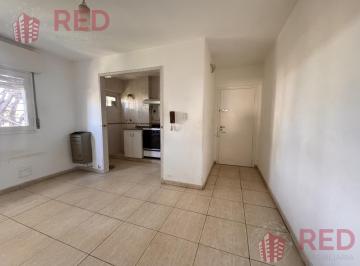 Departamento · 45m² · 3 Ambientes · Departamento Reciclado de 2 Dorm. en Centro de Neuquén