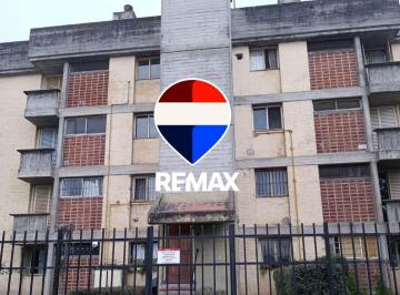 Departamento · 81m² · 4 Ambientes · 1 Cochera · Departamento en Alquiler Barrio Casino Zona Sur
