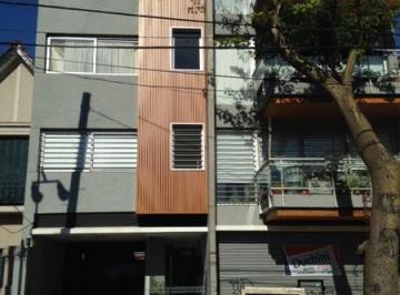 frente edificio · Departamento 2 Amb con Cochera en Venta