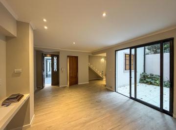 Casa · 92m² · 5 Ambientes · Casa de Pasillo de 2 Dorm. a Estrenar con Patio y Terraza