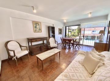 Foto1 · Oportunidad en Playa Mansa Frente Al Mar Apartamento de 3 Dorm.