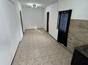 PH de 1 ambiente, Quilmes · Propiedad en Alquiler - Quilmes