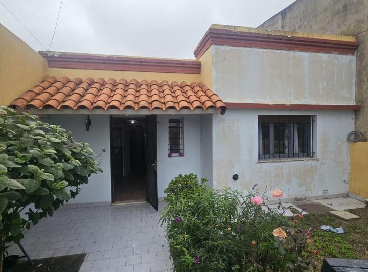 Casa · 136m² · 3 Ambientes · 2 Cocheras