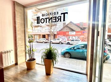 Departamento de 2 ambientes, Mar del Plata · Semipiso de Categoría a La Calle con Balcón. a Estrenar!