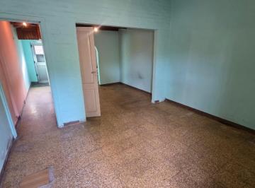 Departamento · 30m² · 1 Ambiente · Dpto Monoamb Amplio Subdivisible con Patio. Excelente Ubicacion: Balcarce 608, Lomas de Zamora