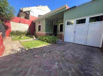 Casa · 250m² · 4 Ambientes · 2 Cocheras · Venta Casa 4 Ambientes Ituzaingo Norte Oportunidad