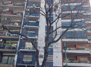 Departamento de 3 ambientes, Caballito · Caballito: Espectacular 3 Ambientes en Excelente Zona, con Cochera y Baulera
