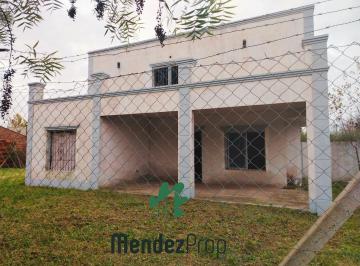 Casa · 111m² · 3 Ambientes · Casa de Dos Plantas a Terminar Sobre Lote Propio de 315 m²