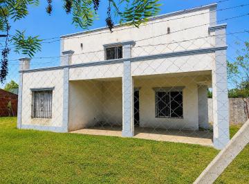 Casa · 111m² · 3 Ambientes · Casa de Dos Plantas a Terminar Sobre Lote Propio de 315 m²