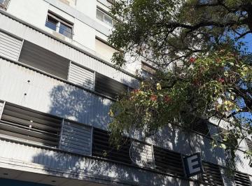 Departamento · 45m² · 2 Ambientes · Alquiler 2 Amb en San Telmo/ Monserrat Luminoso y Silencioso. Exc Ubicacion