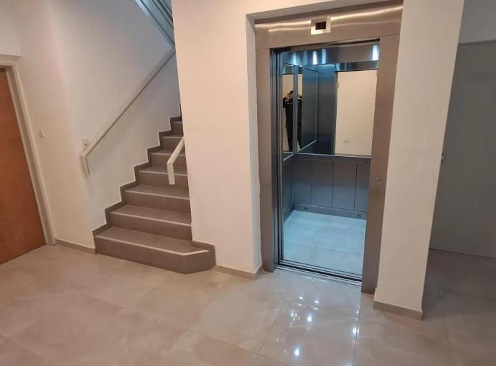 Departamento en Alquiler - 2 Dorm. 2 Baños - 68 m - Villa Devoto