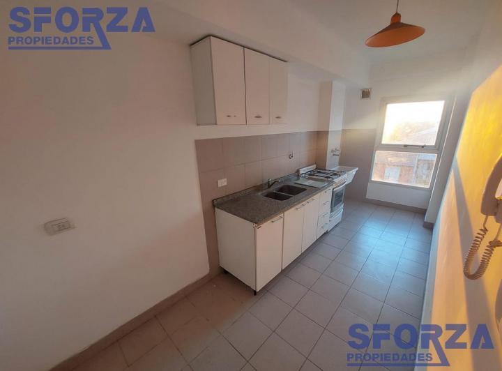 Departamento · 70m² · 4 Ambientes · 1 Cochera