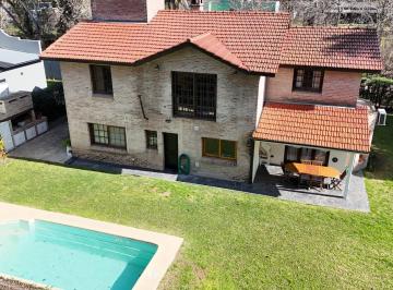 Casa · 280m² · 6 Ambientes · Chalet Clásico de Ladrillos Vista - Bo. Abierto Acacias Blancas - Ing. Maschwitz - Escobar
