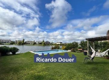 Casa · 266m² · 6 Ambientes · 1 Cochera · Casa en Venta a La Laguna en El Cantón, Escobar, G. B. a. Zona Norte