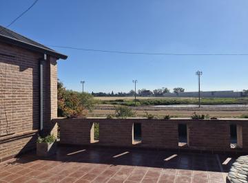Oficina comercial · 150m² · 5 Ambientes · Oficina en Jardines del Jockey en Planta Alta (Solo Uso Comercial)