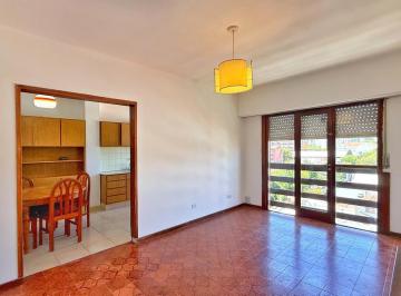 Departamento · 57m² · 3 Ambientes · Venta Departamento 3 Amb Todo a La Calle - San Jose