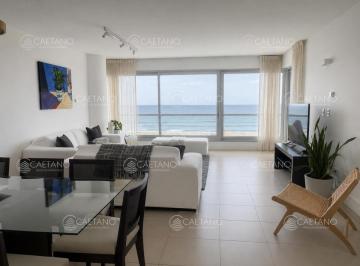 Foto1 · Apartamento de Dos Dorm. en Venta en Playa Brava con Balcón