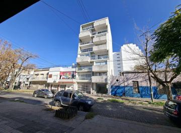 Departamento · 54m² · 3 Ambientes · Departamento en Alquiler 1 Dorm con Balcón Al Frente