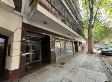 Departamento · 114m² · 4 Ambientes · 2 Cocheras · Un Piso Que Combina Amplitud y Distinción