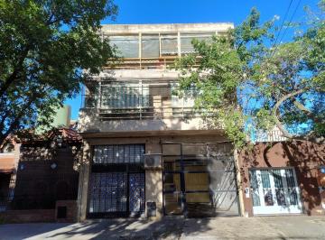 Departamento · 65m² · 3 Ambientes · Departamento de 2 Dorm. en Echesortu - Crespo 1049