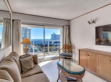 Departamento · 57m² · 3 Ambientes · 1 Cochera · Venta Apartamento Garaje Piscina Punta del Este