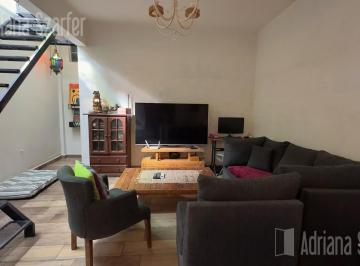 PH · 86m² · 5 Ambientes · 1 Cochera · ? Excelente PH Al Frente en Saavedra – con Patio/garaje, Terrazas y Sin Expensas