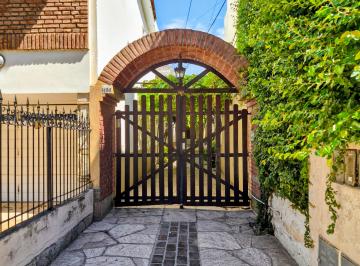 Casa de 7 ambientes, Córdoba · Casa 3 Dorm. en Barrio Rogelio Martínez