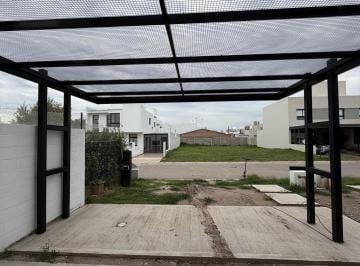 Foto · Duplex en Docta Urbanizacion