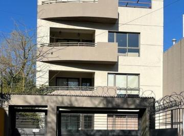 Departamento · 90m² · 6 Ambientes · 1 Cochera · Departamento en Quinta Sección