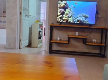 Casa · 130m² · 4 Ambientes · 1 Cochera · Venta de Hermoso Duplex en 6ta Seccion
