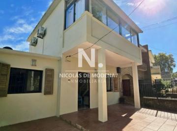 Foto1 · Casa en Buceo, 3 Dorm. con Garaje, Parrillero y Terraza