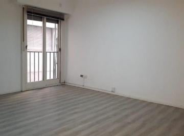 Departamento de 2 ambientes, Colegiales · Oportunidad Ideal Alquiler de 2 Ambientes en Colegiales.