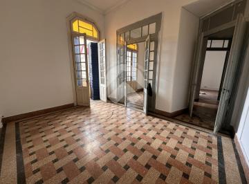 Casa · 313m² · 9 Ambientes · Casa con Local - Ideal Desarrollo
