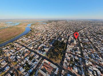 Casa · 128m² · 4 Ambientes · 1 Cochera · Venta Casa Santo Tome Zona Plaza Libertad y Bancos