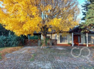 Casa · 116m² · 4 Ambientes · 2 Cocheras · Venta Casa 4 Ambientes Malibu Canning Apto Crédito a Reciclar