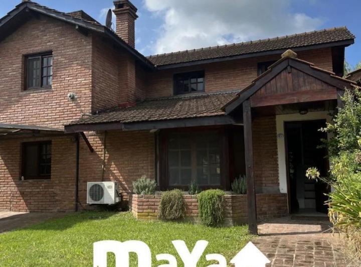 Casa · 198m² · 5 Ambientes
