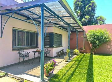 Casa · 178m² · 3 Ambientes · 2 Cocheras · Cochera en Capital Federal Primer Subsuelo
